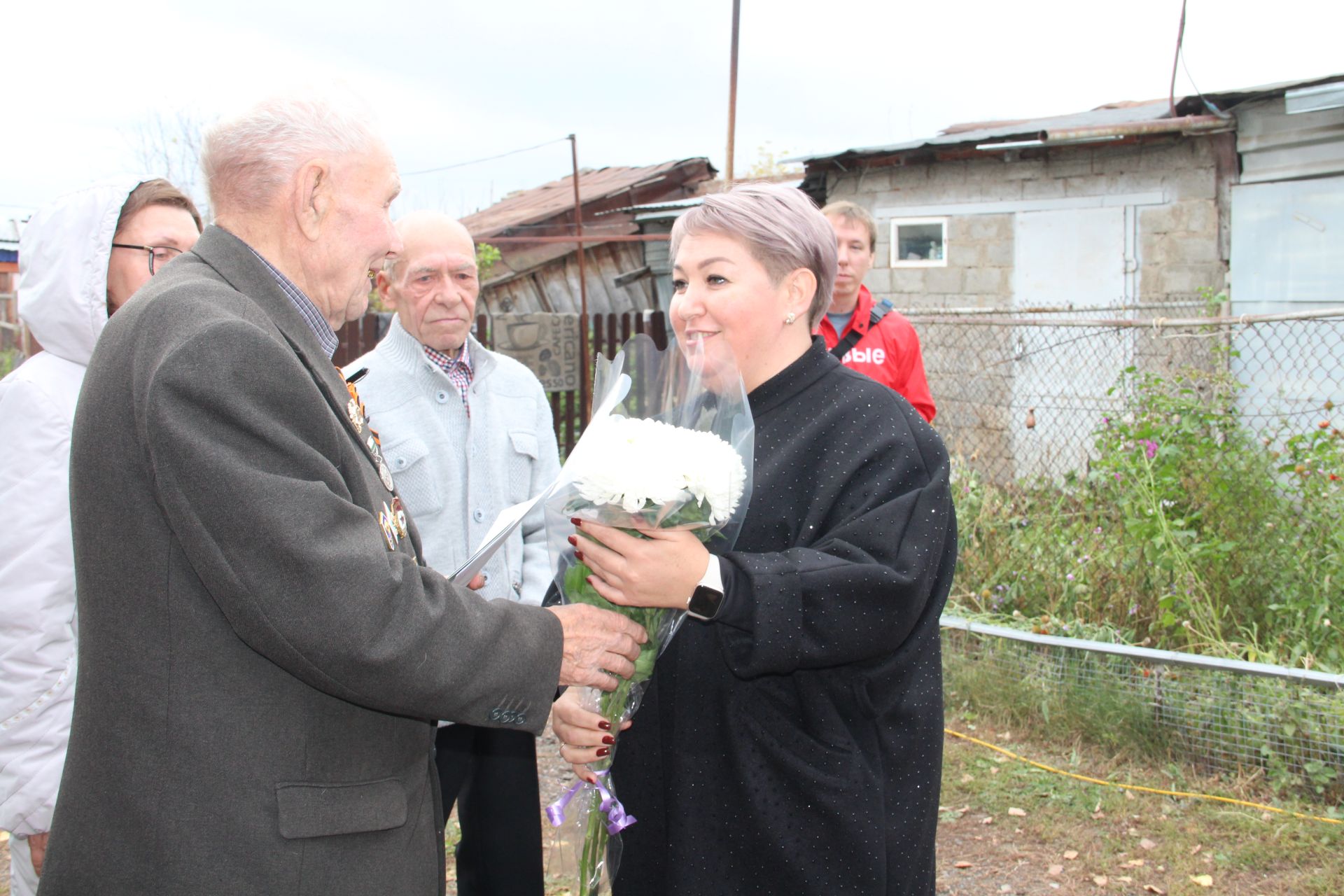 В Елабуге 95-летие отмечает ветеран войны Виктор Кусакин