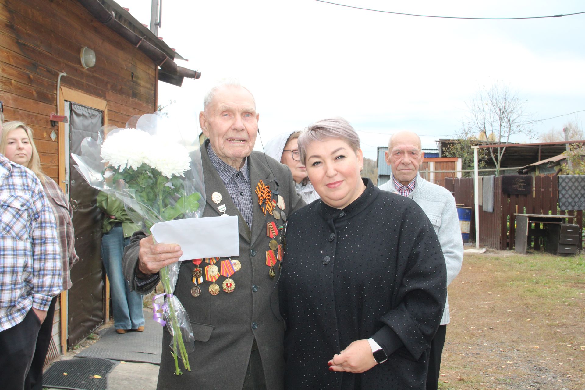 В Елабуге 95-летие отмечает ветеран войны Виктор Кусакин