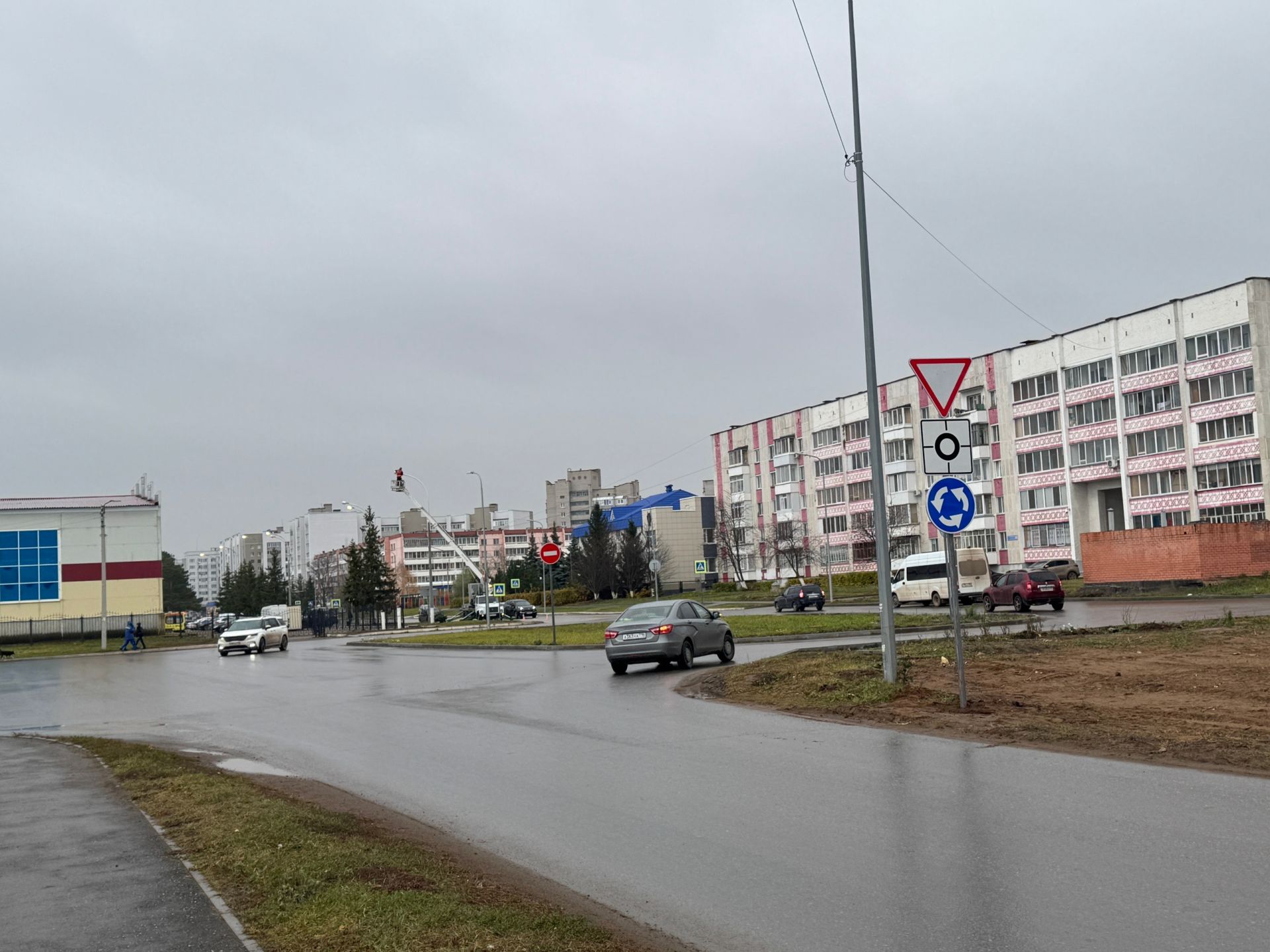 В Елабуге на Центральном стадионе появилась новая кольцевая развязка