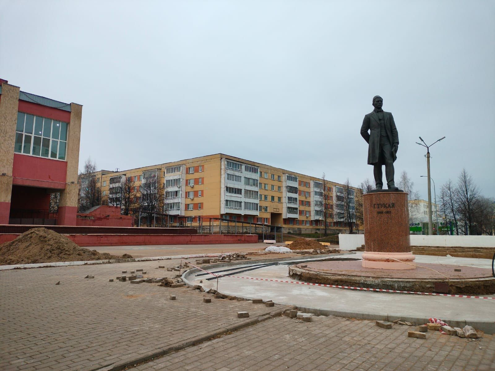В Елабуге началась реконструкция сквера имени Габдуллы Тукая