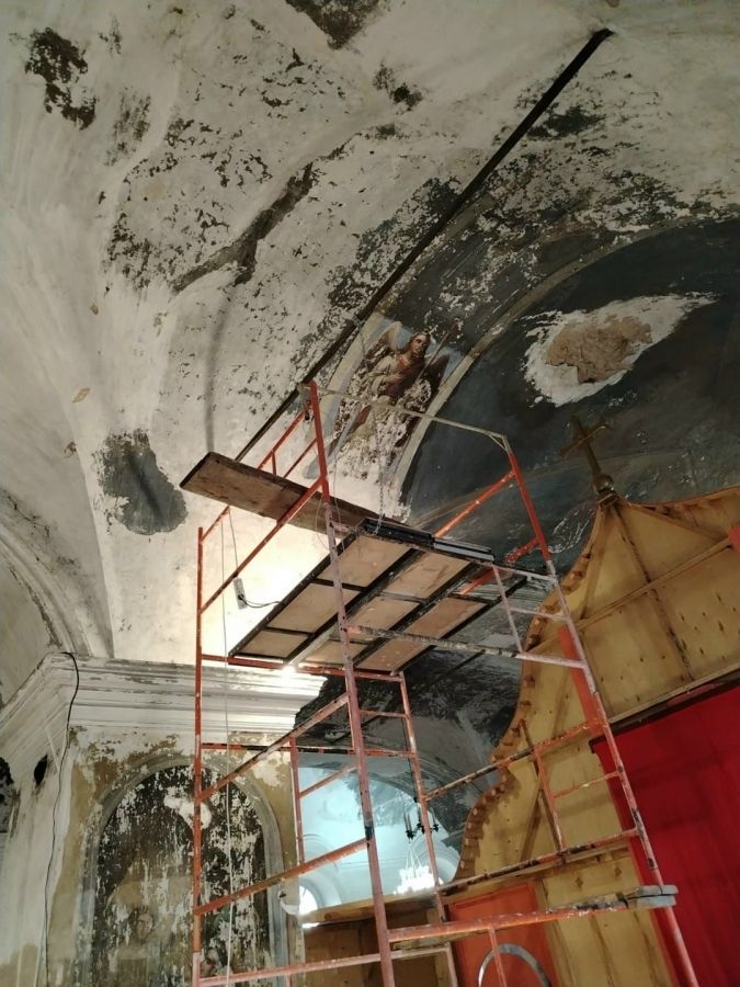 Ангела со свечой обнаружили реставраторы в Спасском соборе