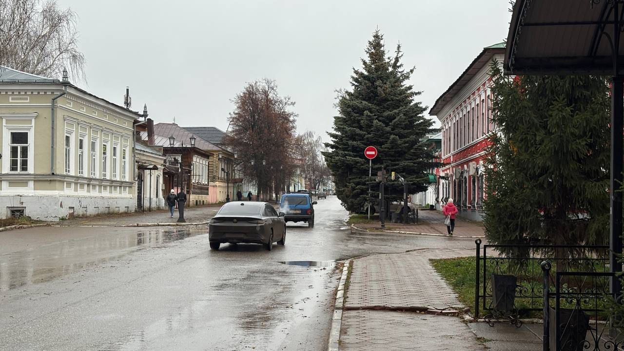 На Казанской в Елабуге установили «кирпич»
