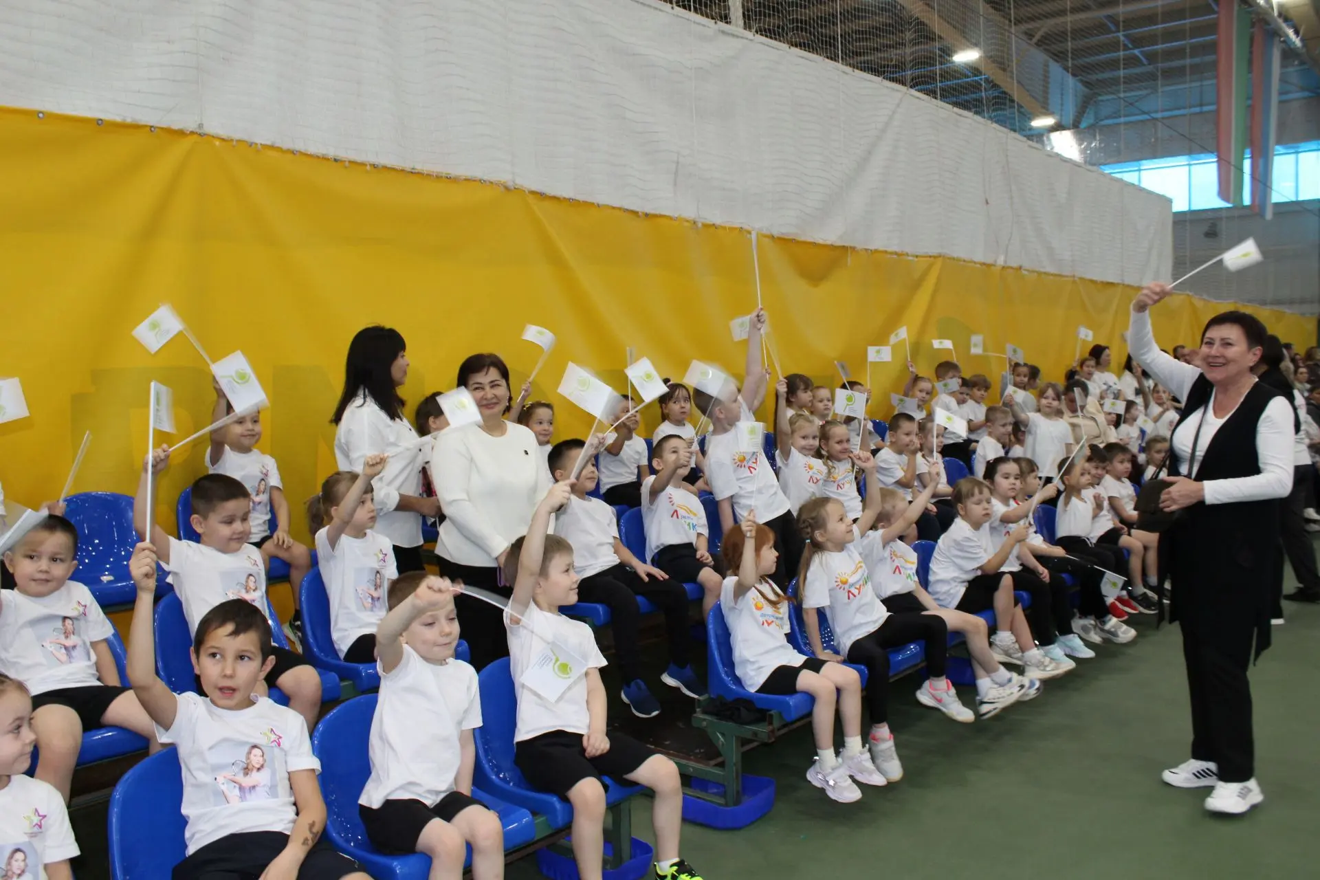 В Елабуге открылся детский новогодний «Турнир по теннису Надежды Петровой»