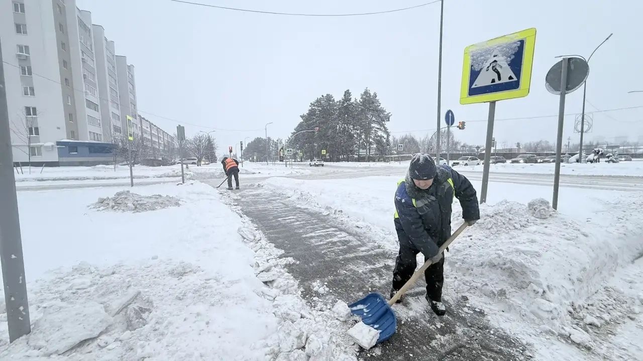 Уборка улиц от снега в Елабуге ведётся ежедневно по графику