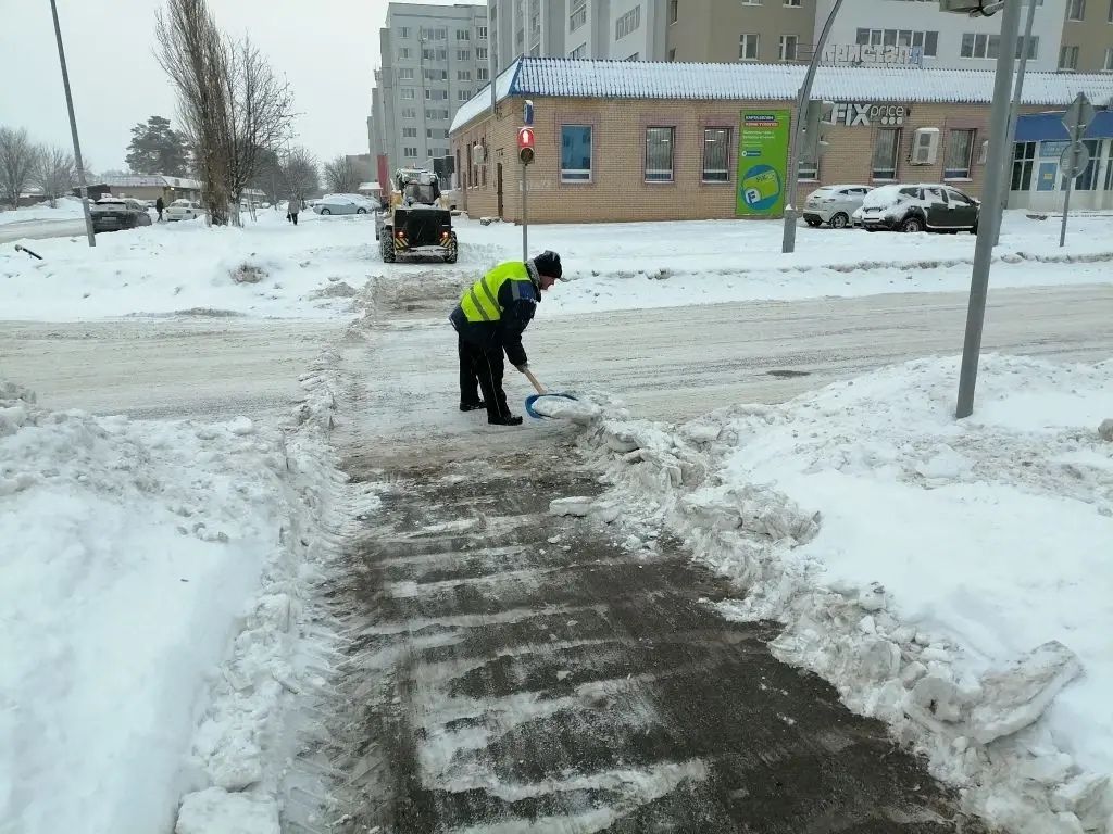 Уборка улиц от снега в Елабуге ведётся ежедневно по графику