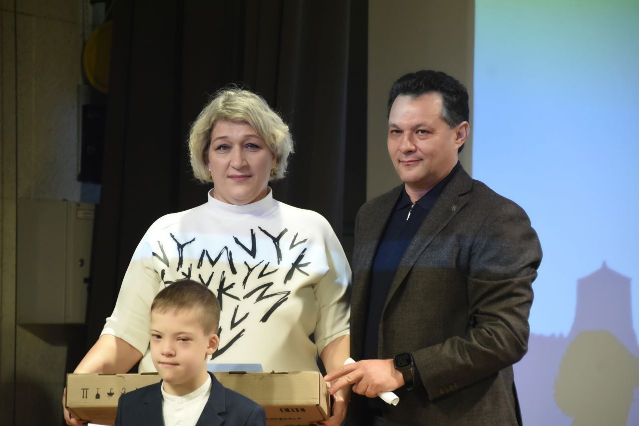 Велосипед для Софии, надежда на операцию для Даниса: в Елабуге провели «Марафон добрых дел»