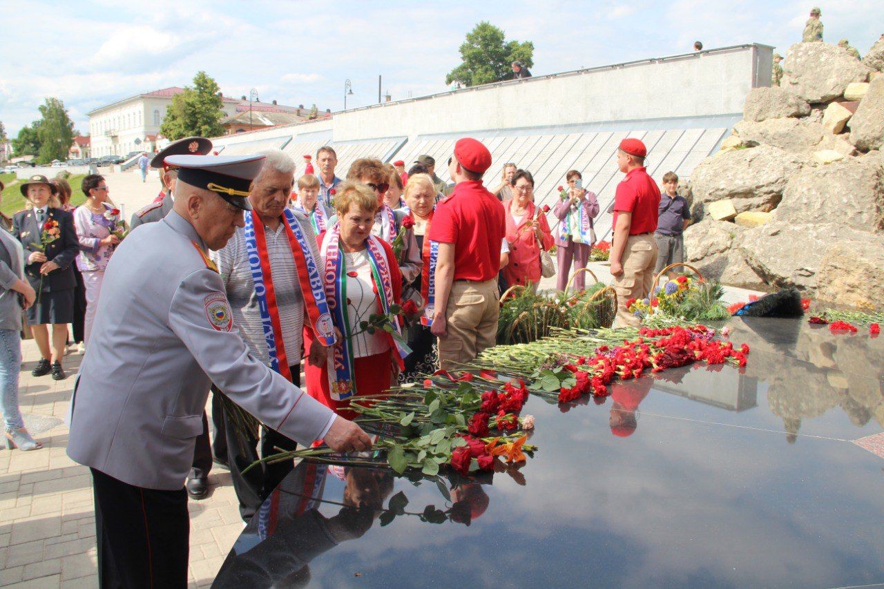 Эстафета поколений: как Елабуга встречала ветеранов Свердловской области