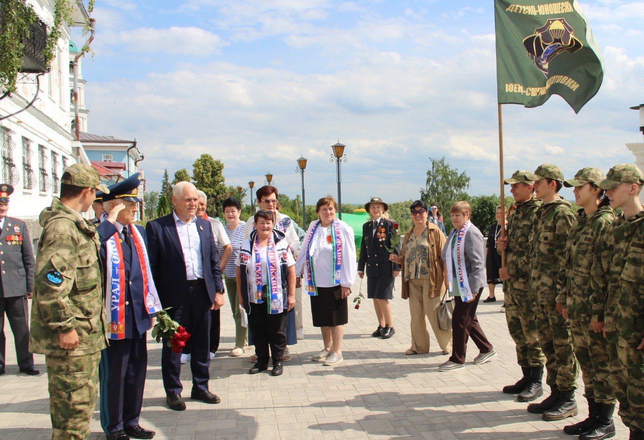Эстафета поколений: как Елабуга встречала ветеранов Свердловской области