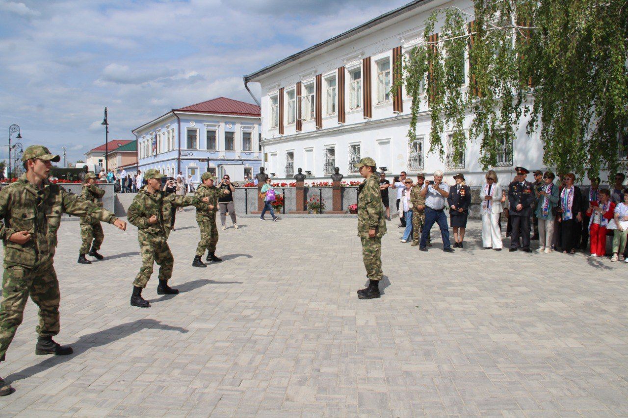 Эстафета поколений: как Елабуга встречала ветеранов Свердловской области