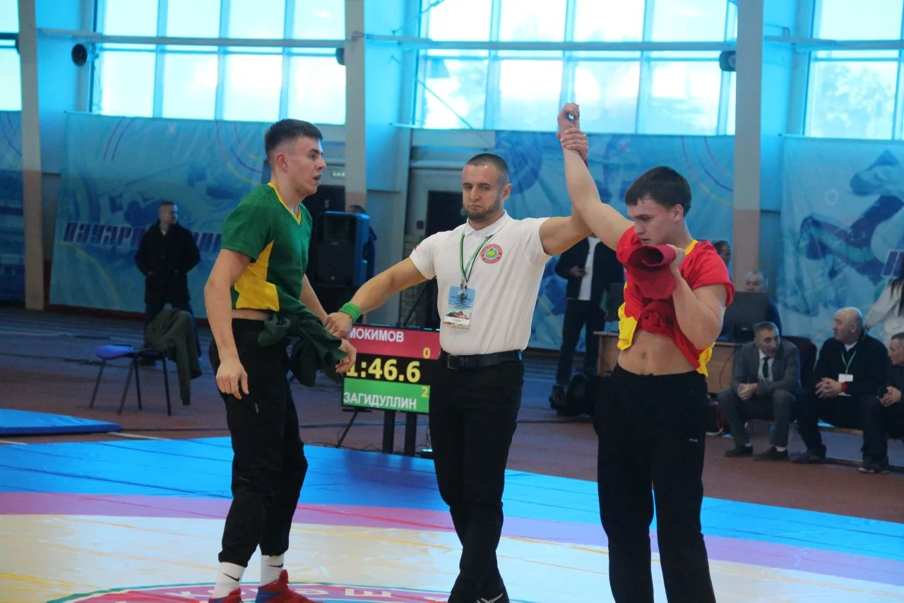 В Елабуге стартовал Чемпионат РТ по национальной борьбе корэш