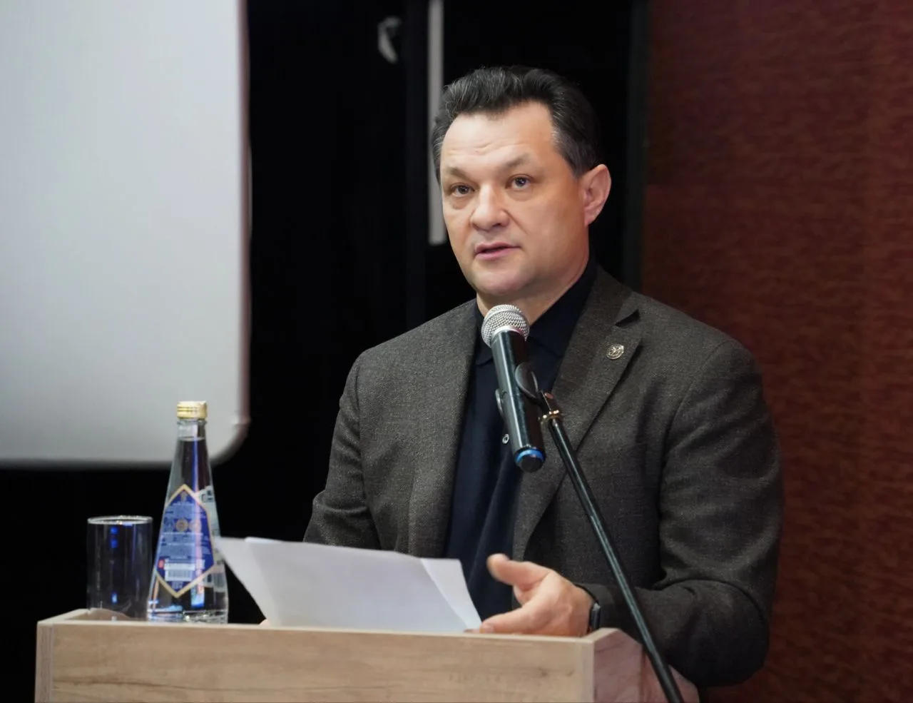 Глава Елабужского района встретился с коллективом АО «Эссен Продакшн АГ»