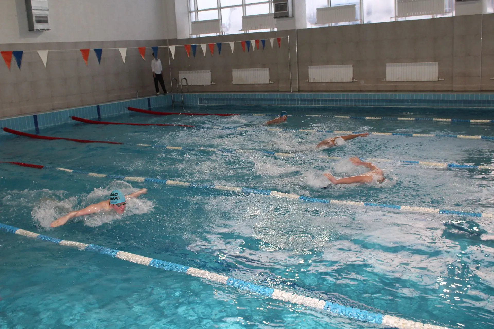 160 пловцов показали свое мастерство в Елабуге в первенстве по плаванию «Sprint masters»