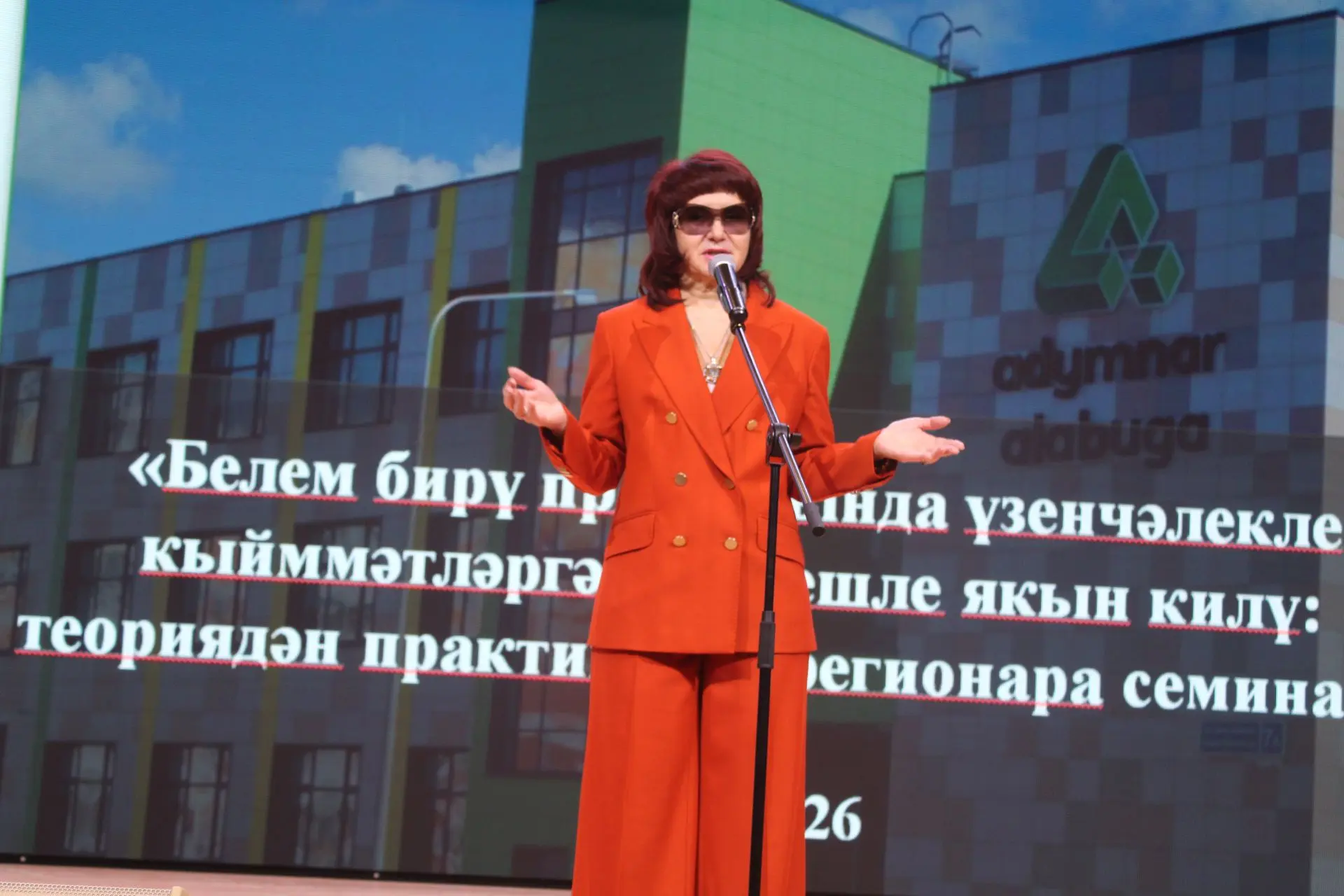 Уроки на трёх языках и вышивка по программе: педагоги из 17 районов оценили опыт «Адымнар-Алабуга»