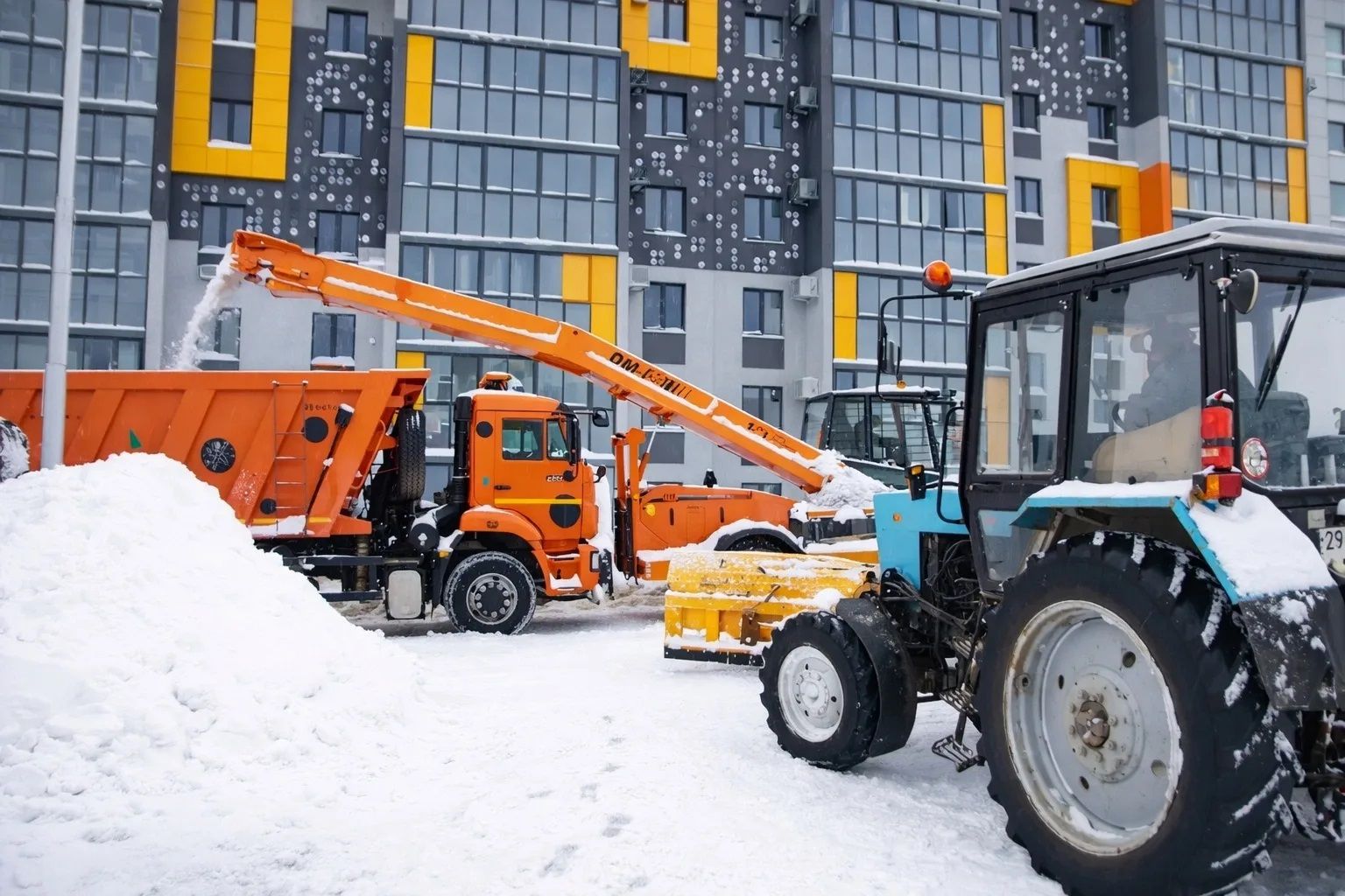 «Работаем даже в выходные»: февраль вновь испытывает коммунальщиков Елабуги