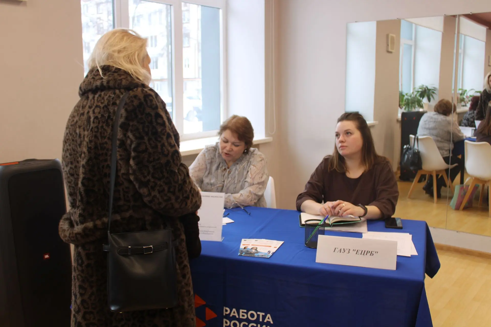 175 вакансий представили елабужские работодатели на ярмарке в МЦ «Барс»