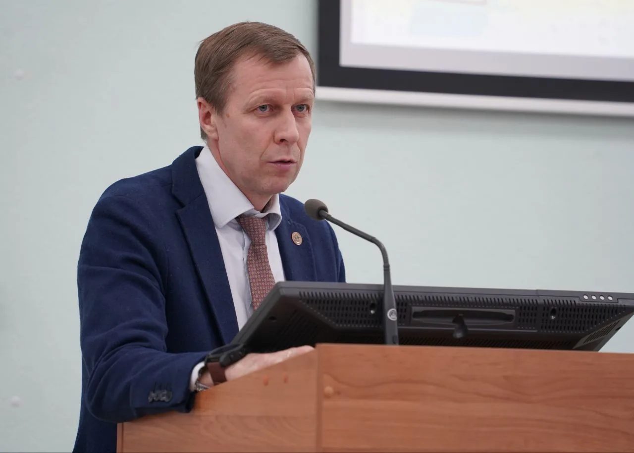 Ремонт дорог и строительство: о чем говорил Рустем Нуриев с нефтяниками
