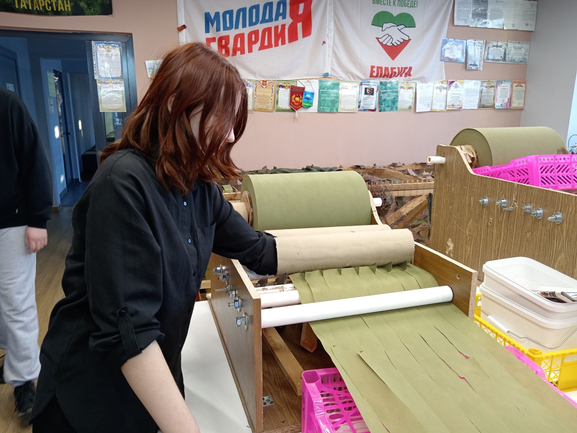 Студенты Елабужского политехнического колледжа активно помогают бойцам СВО