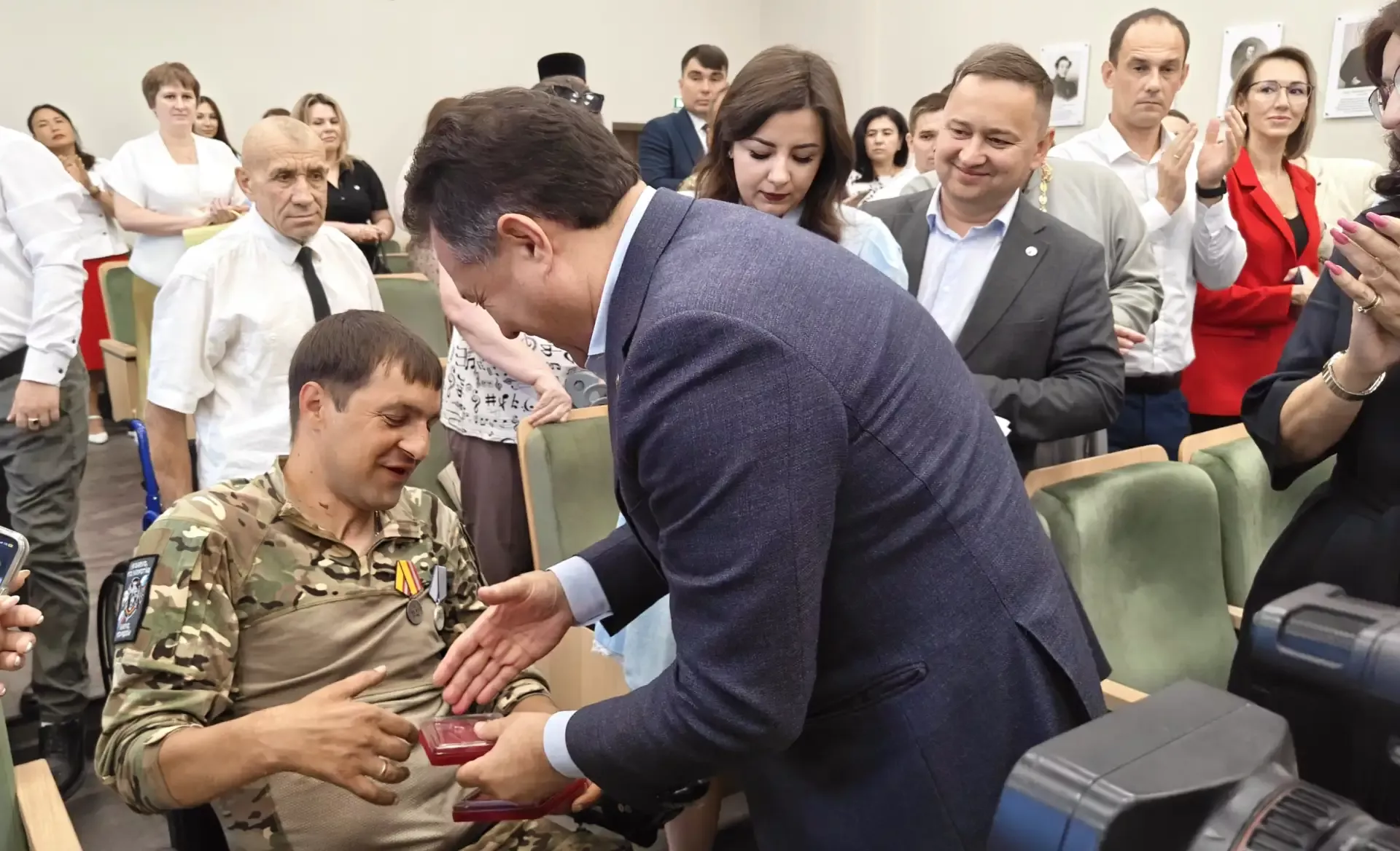 Махсус хәрби операциядә катнашкан алабугалыларга дәүләт бүләкләре тапшырылды