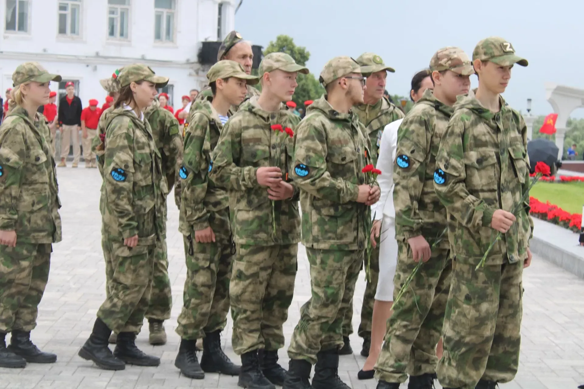 Алабугада Бөек Ватан сугышында һәлак булганнарны искә алдылар