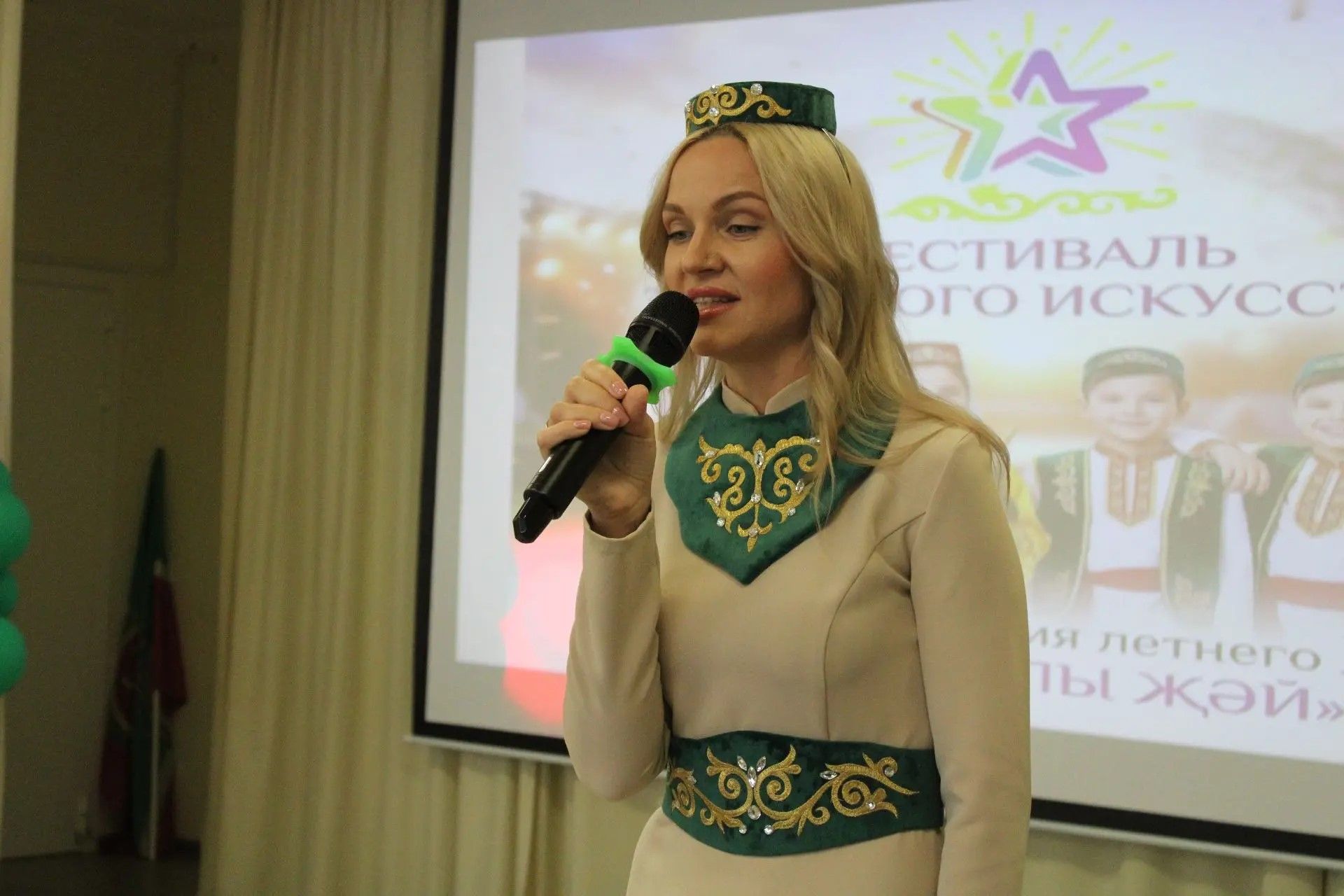 Алабугада нәниләр өчен «Йолдызлы җәй» беренче татар лагерен ябу тантанасы үтте