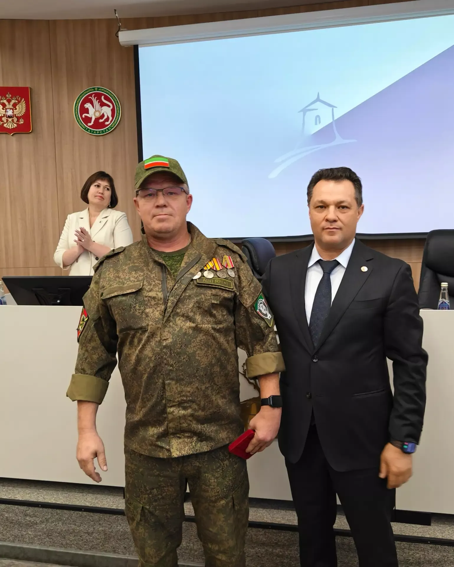 Алабугада МХО катнашучыларына дәүләт бүләкләре тапшырдылар