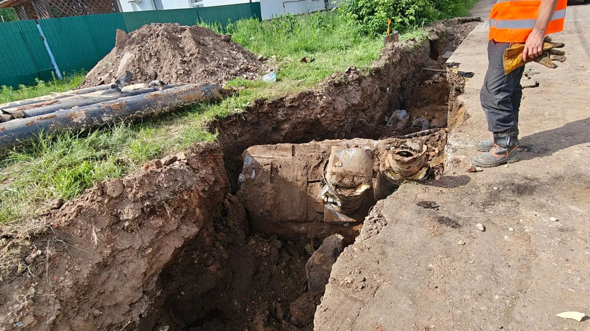 В исторической части Елабуги продолжают обновлять теплосети