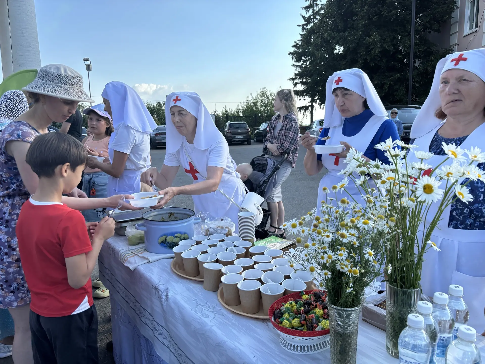 В Елабуге торжественно отметили День семьи, любви и верности