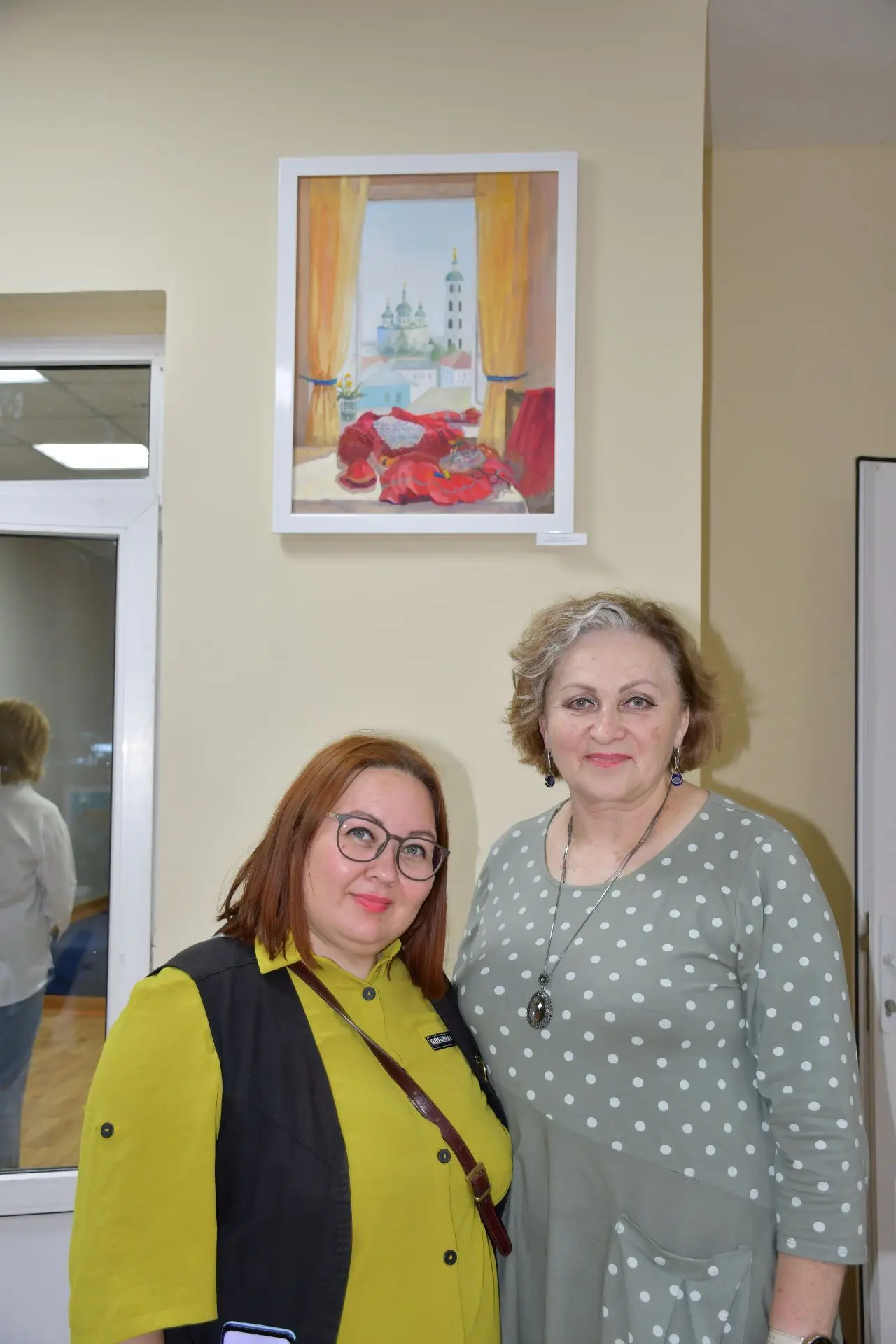 В Елабуге старинное марийское платье стало героем картины