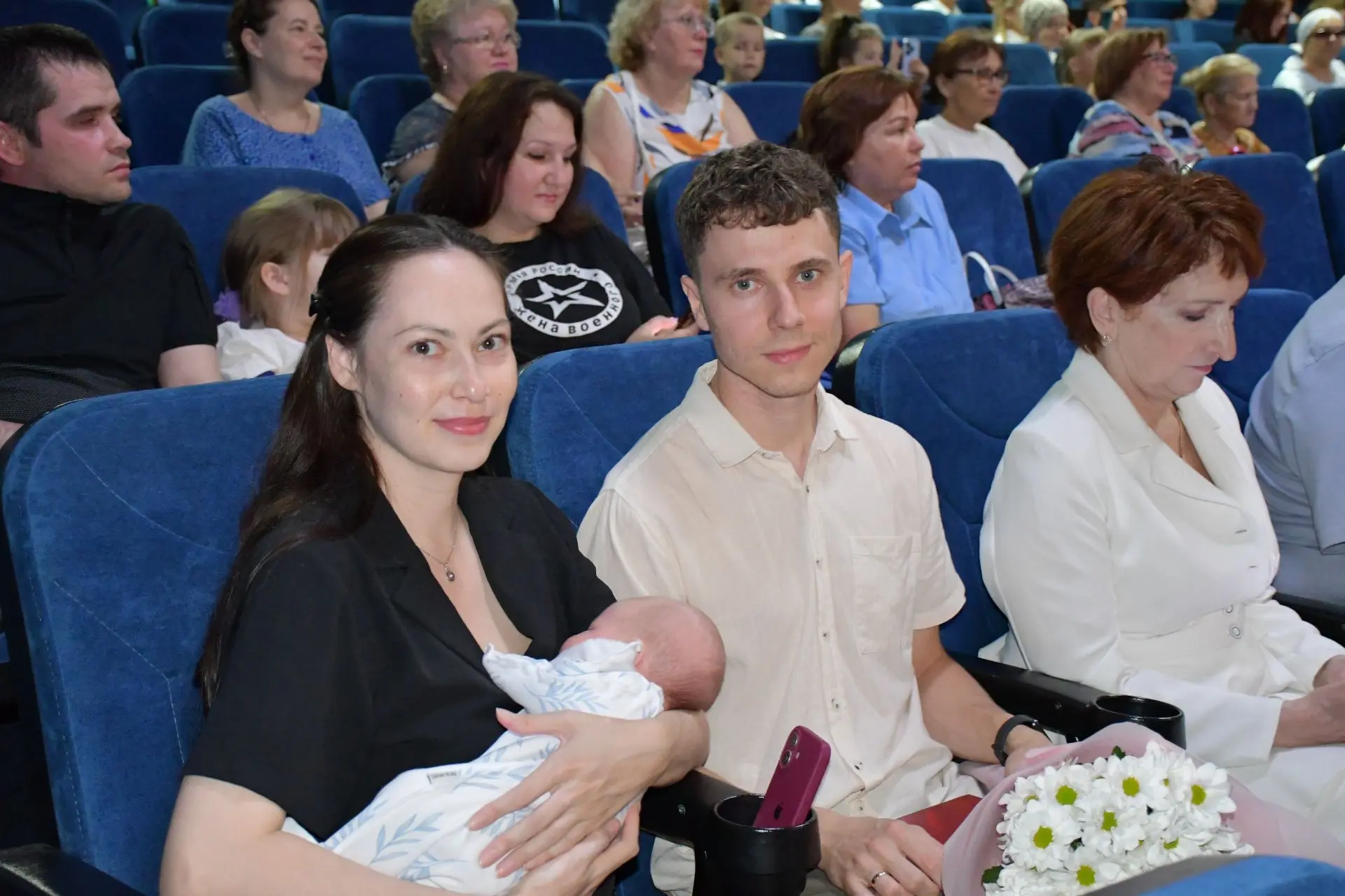 В Елабуге торжественно отметили День семьи, любви и верности