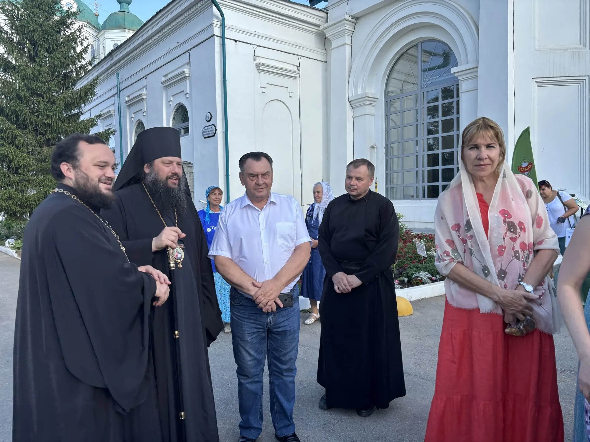 В Елабуге торжественно отметили День семьи, любви и верности