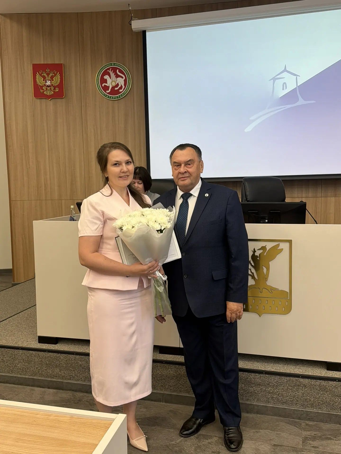 Алабуга төзүчеләрен шәһәр планеркасында бүләкләр белән билгеләп үттеләр