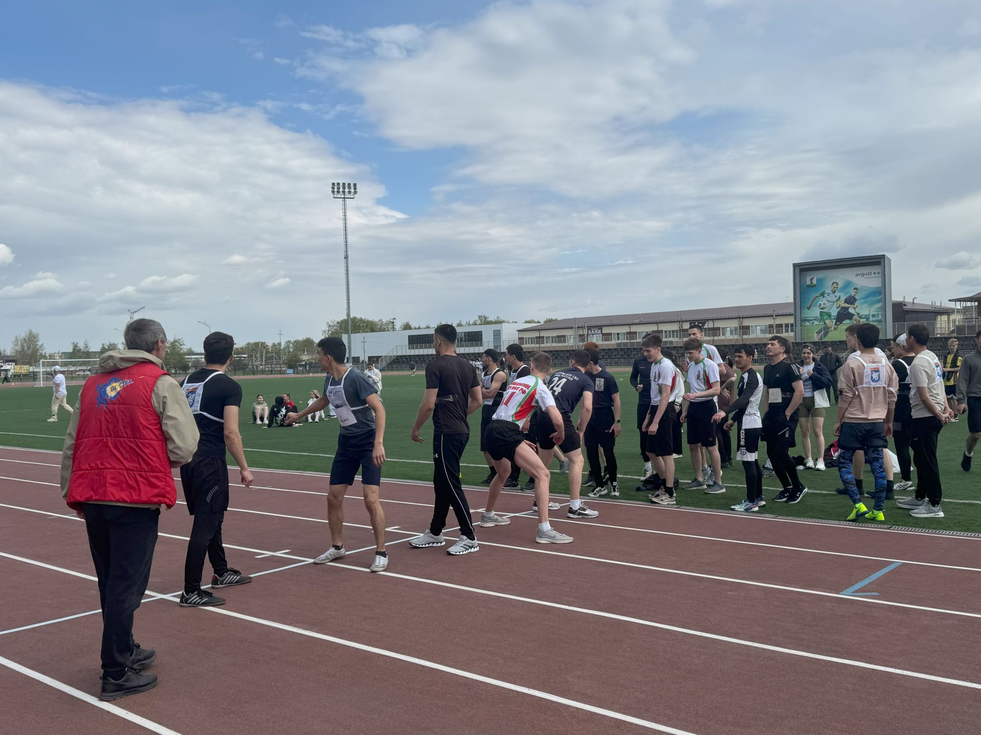 Легкоатлетическая эстафета на призы газет «Новая Кама» и «Алабуга Нуры»-2025