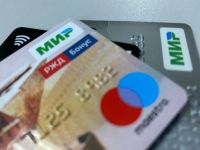 Житель Чистополя два года платил за чужие траты по своей старой карте, забыв её закрыть