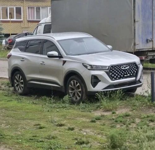 Алабугада машинаны газонга куйган өчен 3500 сумга кадәр штраф яный