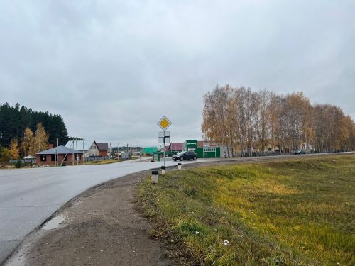 В Елабуге на пересечении улиц Отрадная и Набережно-Челнинское шоссе поменяли знаки приоритета