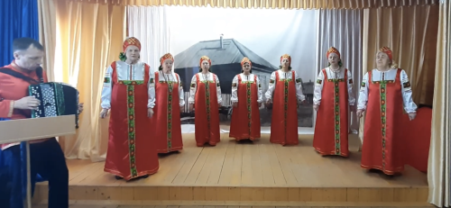 В Колосовке ансамбль «Берегиня» уже не первый год дарит радость людям