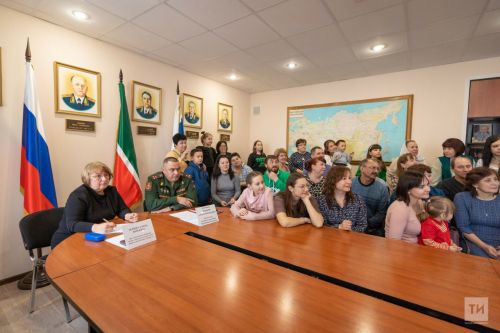 В Казани провели телемост для родственников мобилизованных татарстанцев