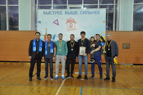В Елабуге состоялся чемпионат города по мини-футболу (фоторепортаж)