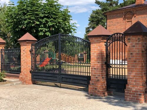 Фейк или правда: Свияжская школа продана инвесторам из Турции