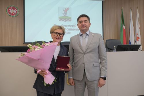 Елабужан наградили на общегородской планерке