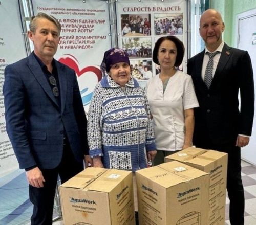 Депутат Госсовета РТ продолжает шефство над Елабужским домом-интернатом