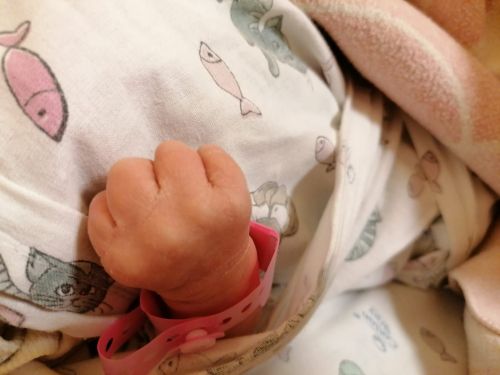 В Елабуге первым на свет в новом году появился мальчик