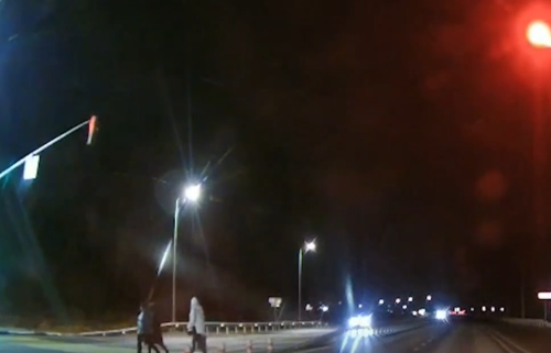 Появилось видео с места смертельного ДТП с двумя пешеходами в Менделеевском районе