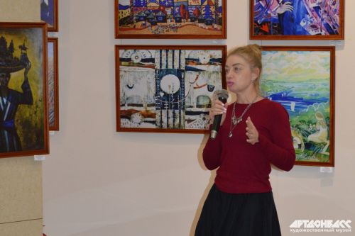 В учреждения культуры Донецка переданы дары от коллег из Елабуги