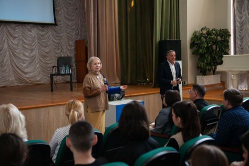 В Елабужском институте прошла встреча с Артемом Соловейчиком