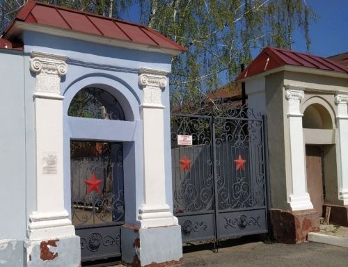 Иностранец с видом на жительство в России может отправиться на службу по контракту