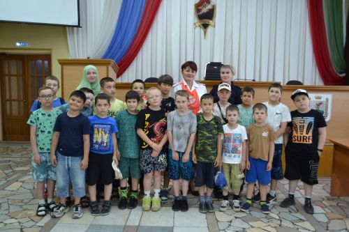 В Елабуге продолжается акция «Каникулы с Общественным советом»