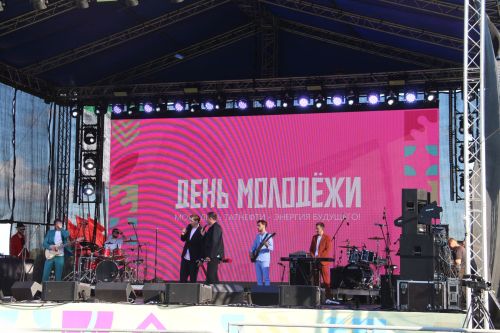 День молодежи-2024 в Елабуге: 22 тысячи зрителей и 6-часовой музыкальный марафон