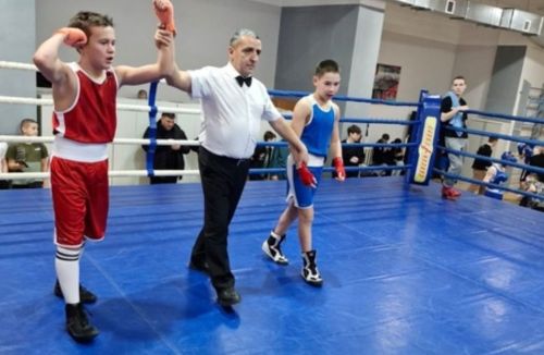 Глава Елабужского района поздравил местных боксеров с победой на Всероссийском турнире
