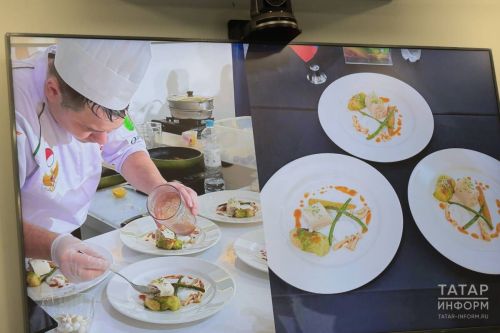 Рыбный мусс и рулет казанского шефа покорили жюри конкурса в Джакарте